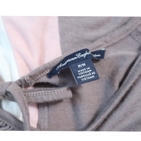 American Eagle Top - Picture 7 of 7